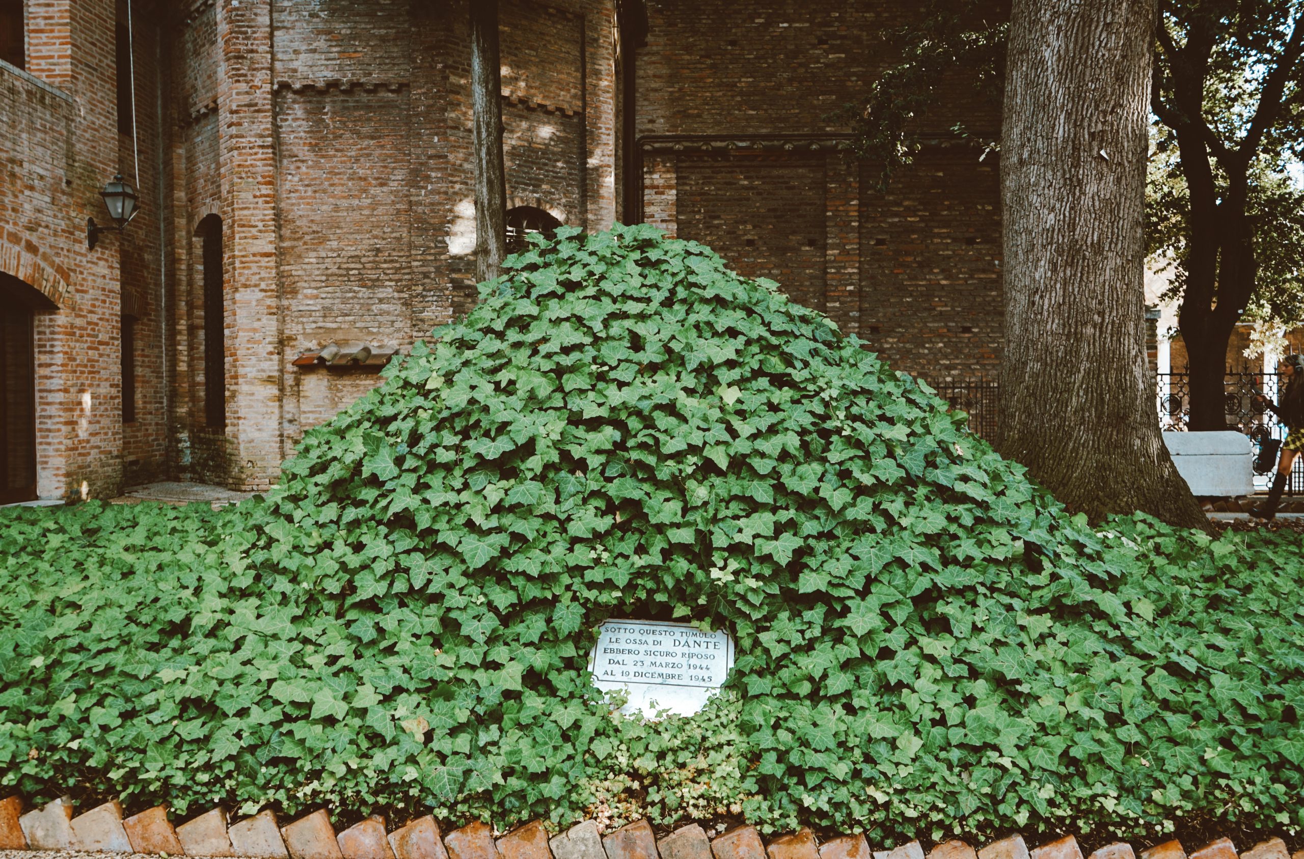 Quadrarco di Braccioforte Ravenna Dante